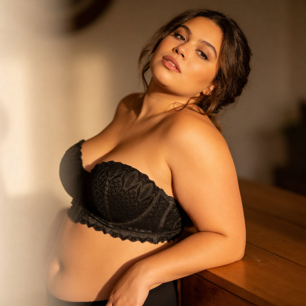 The Strapless Lace Bra