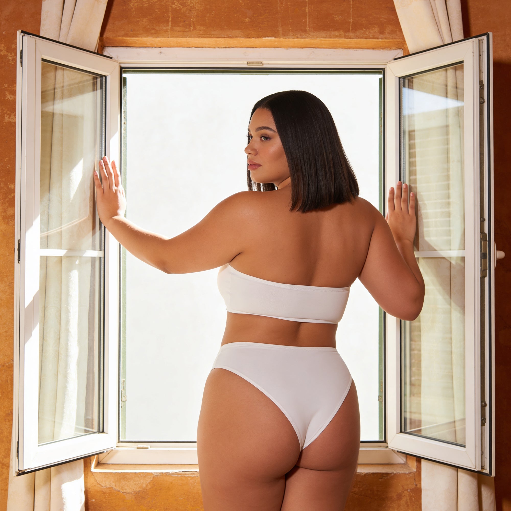 The Smooth Strapless
